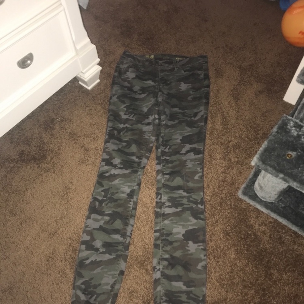 True Craft camo jeans